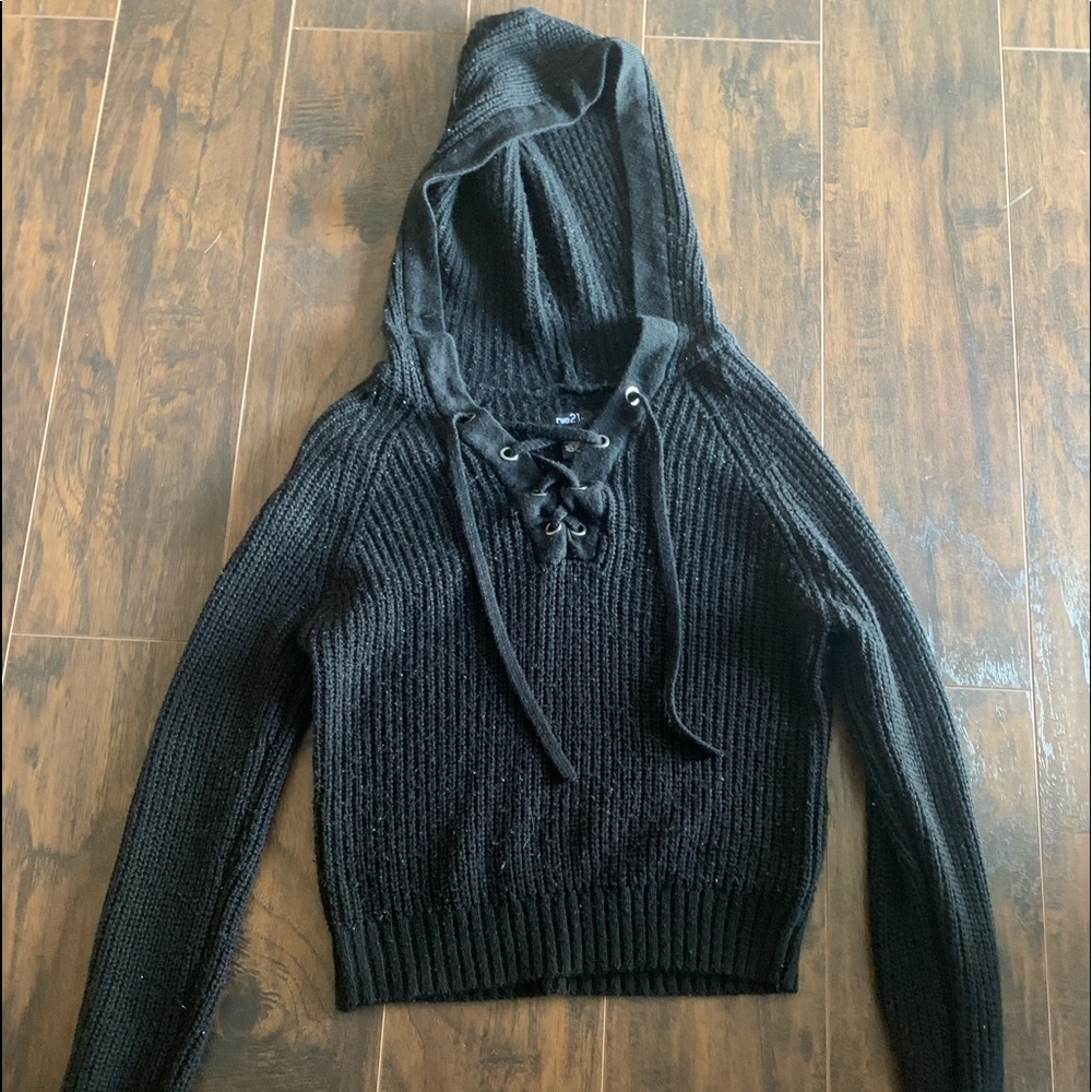 black Rue 21 sweater with hood